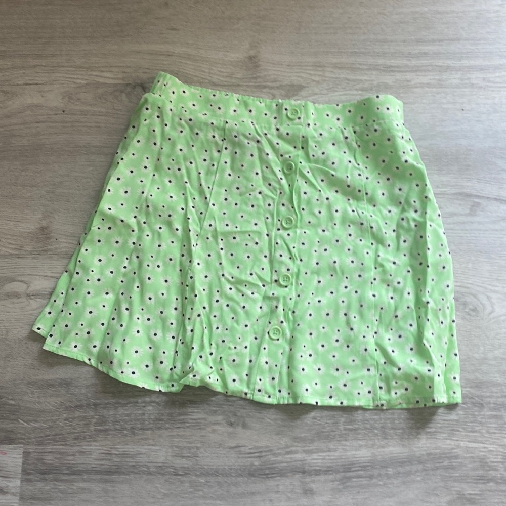Green flower skirt